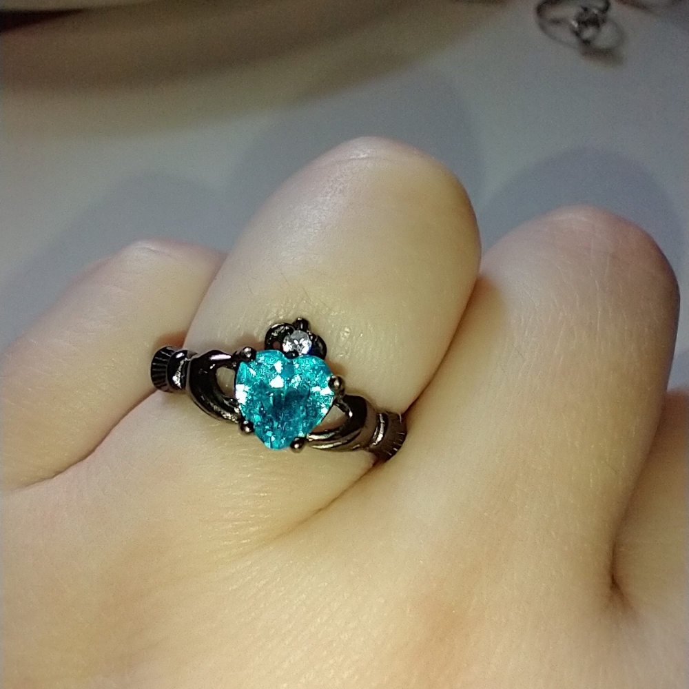 🔥 3/$24 Irish Claddagh Ring
